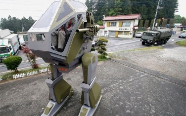 japonya’da-gercek-star-wars-robotu-yapildi