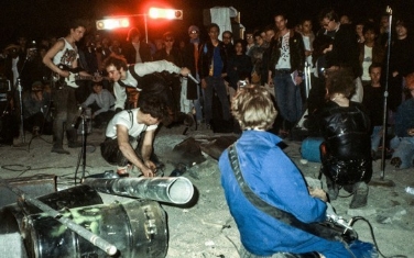punk-rock-belgeseli-desolation-center-ile-80lere-yolculuk