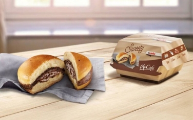 italya’daki-mcdonald’s-sahaneligi-nutella-burger