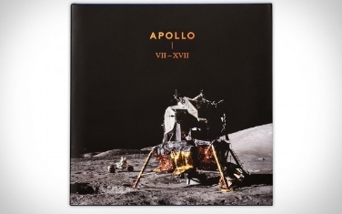 uzay-tutkunlarina-muthis-bir-kitap-the-apollo-program-photobook